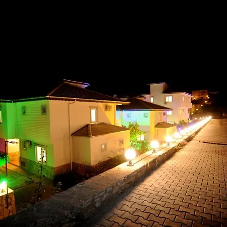 Ihsan Hotel *