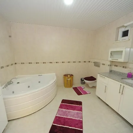 Ihsan Hotel